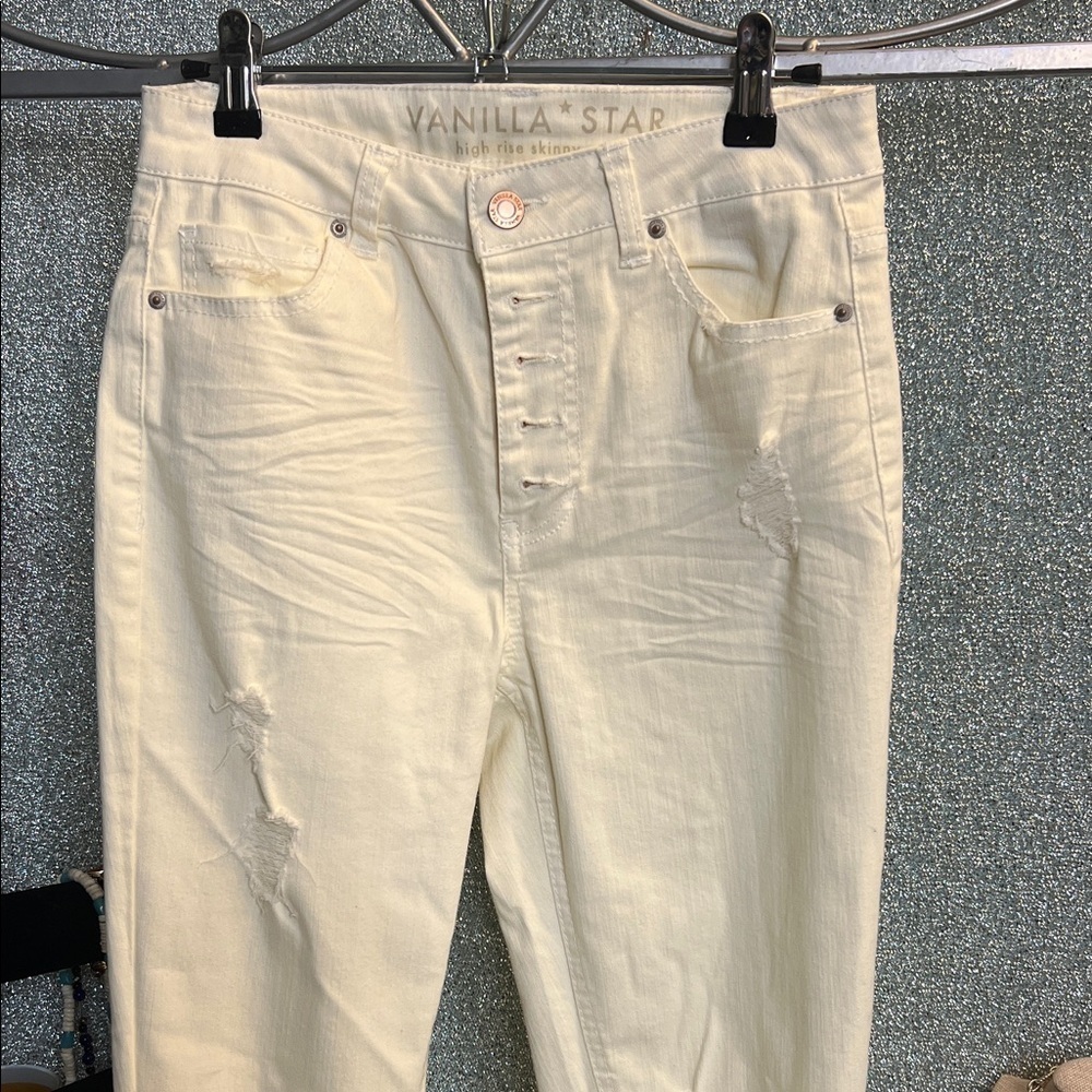 Vanilla Star Junior’s Cream High Rise  Skinny Jeans $18